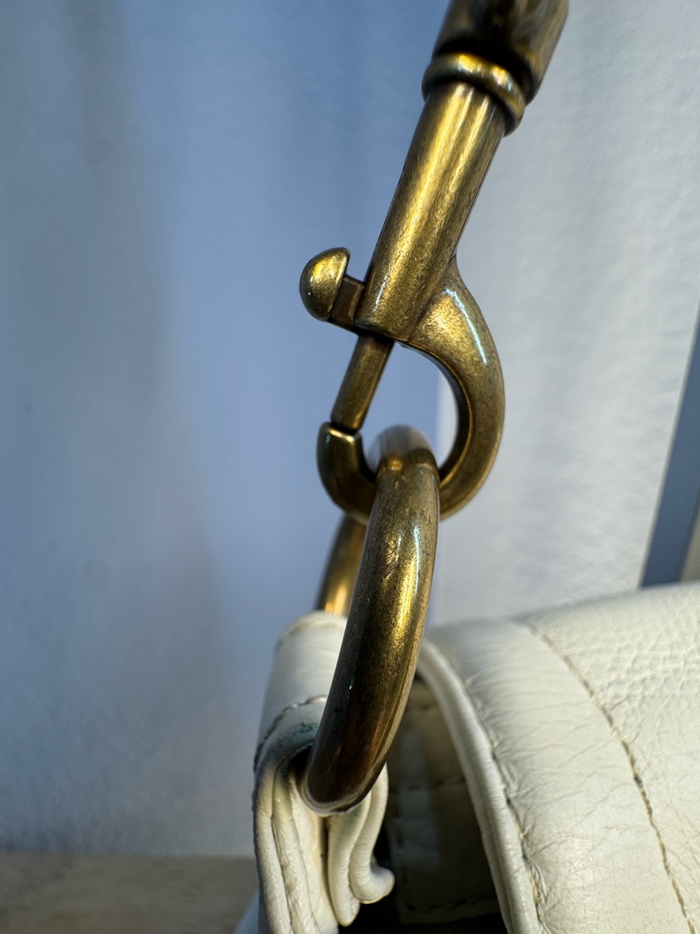American Leather Co Marino Crossbody NEW W/O Tags Winter White 2 Straps - Picture 16 of 16